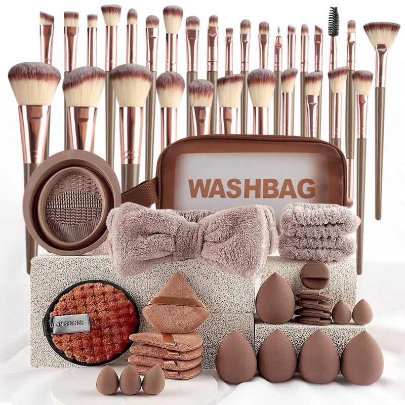 Beauty Queen Makeup - 40 Pcs Set Alat Rias Wajah
