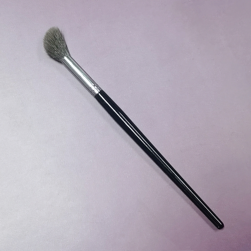 Kuas rias Highlighter perona p - Beauty Queen Makeup ulasan dan harga